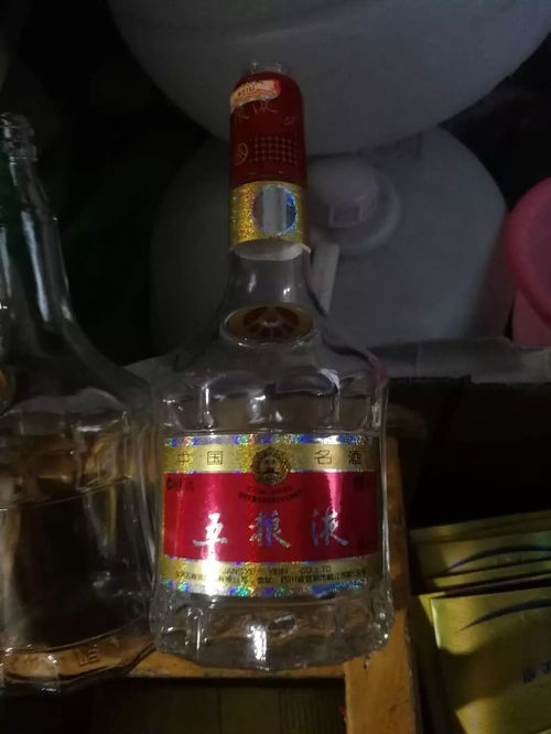 奎屯人经常喝的这些酒被查 严重可致双目失明,看完这个视频你肯定 滴酒不沾