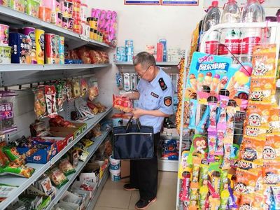 我为群众办实事|县市监局开展校园食品安全及酒类经营专项检查